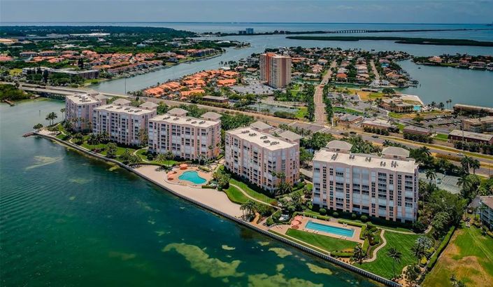 Image No.3-2 Bed Property for sale