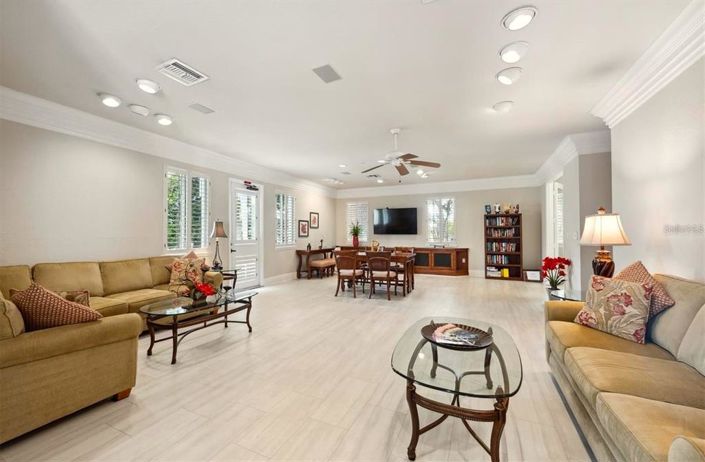 Image No.58-2 Bed Property for sale