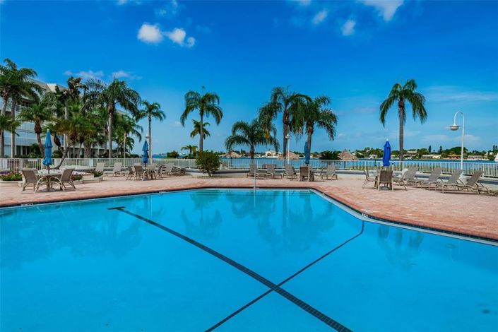 Image No.36-2 Bed Property for sale