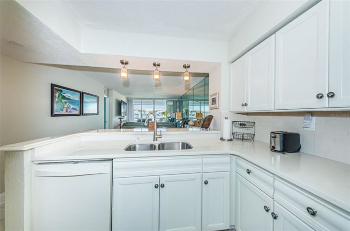 Image No.9-2 Bed Property for sale