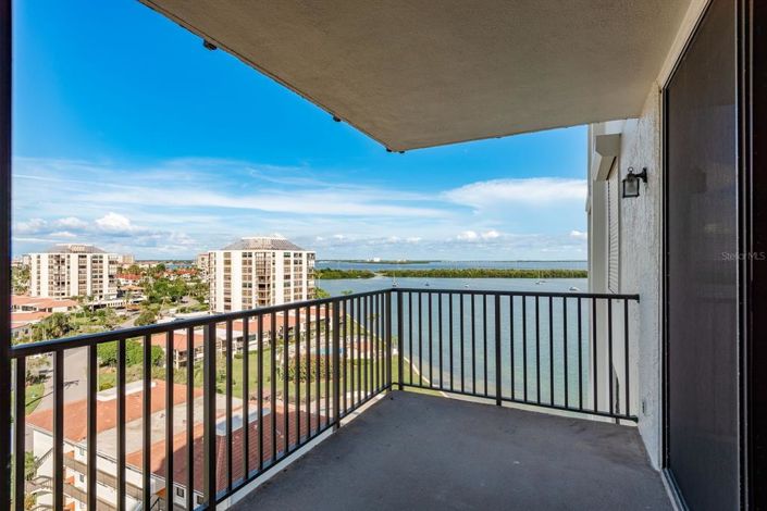 Image No.23-2 Bed Property for sale