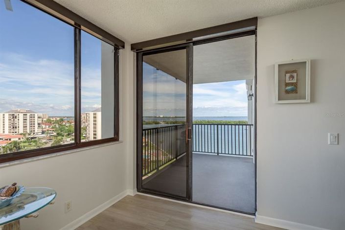 Image No.26-2 Bed Property for sale