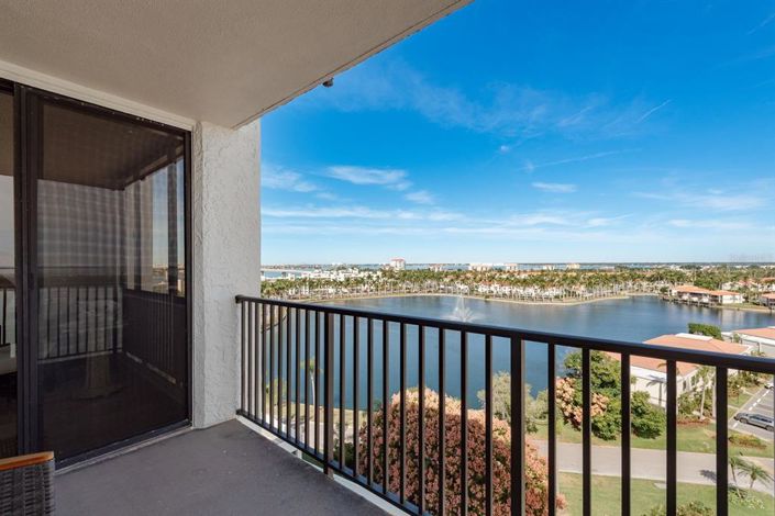 Image No.28-2 Bed Property for sale