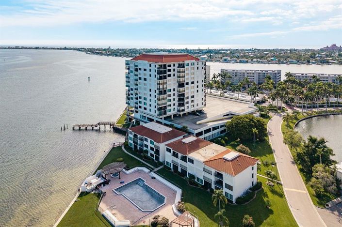 Image No.31-2 Bed Property for sale