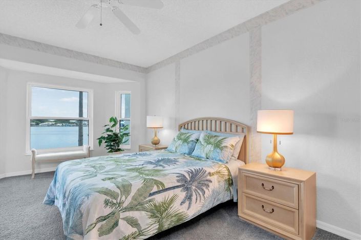 Image No.14-2 Bed Property for sale