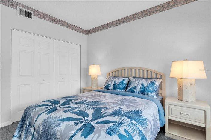 Image No.21-2 Bed Property for sale