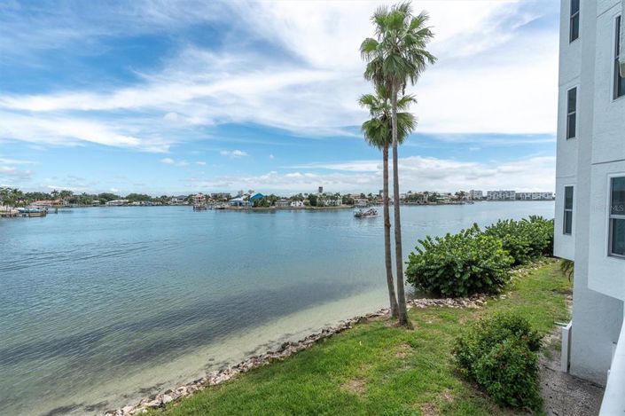 Image No.41-2 Bed Property for sale