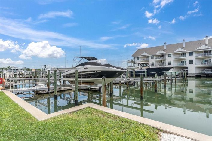 Image No.5-2 Bed Property for sale