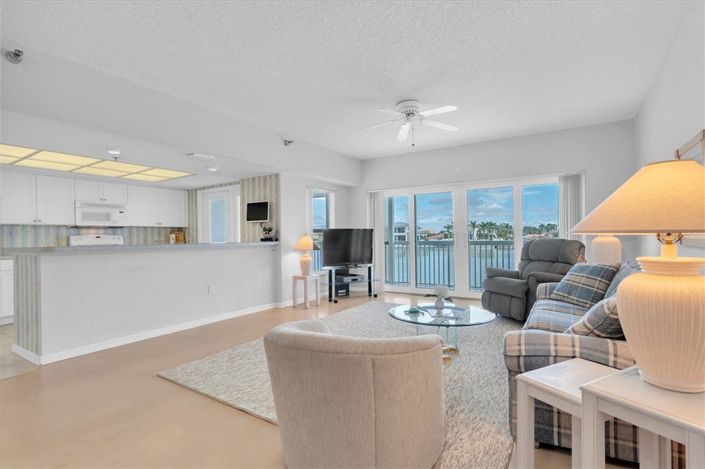 Image No.6-2 Bed Property for sale