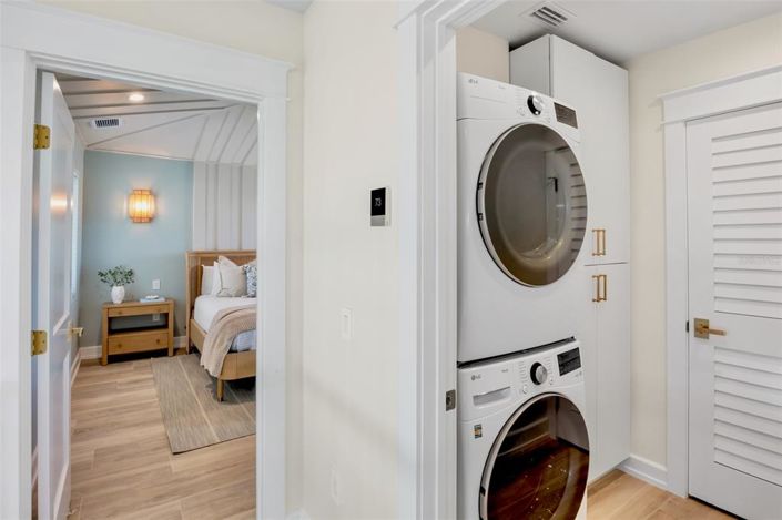 Image No.46-6 Bed Property for sale