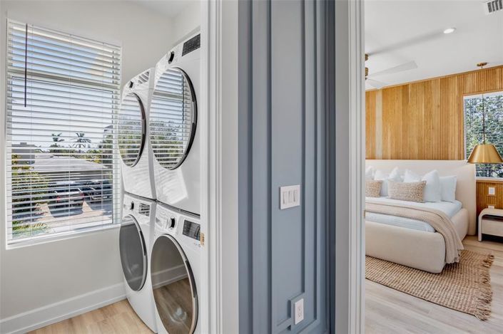 Image No.51-6 Bed Property for sale