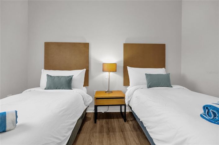 Image No.17-2 Bed Townhouse for sale