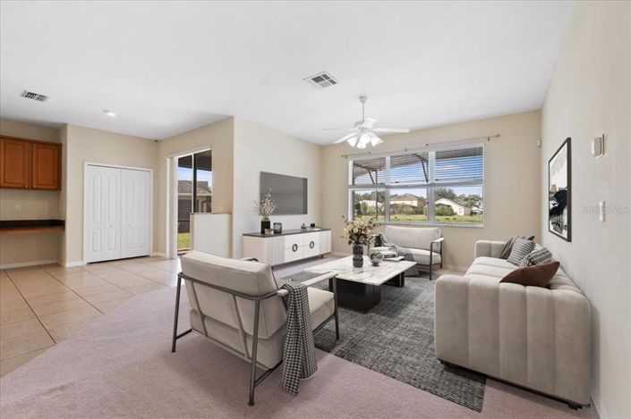 Image No.19-5 Bed Property for sale