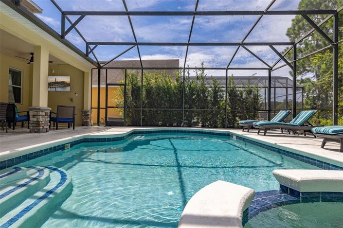 Image No.65-6 Bed Property for sale