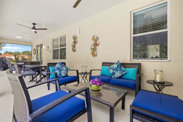 Image No.68-6 Bed Property for sale