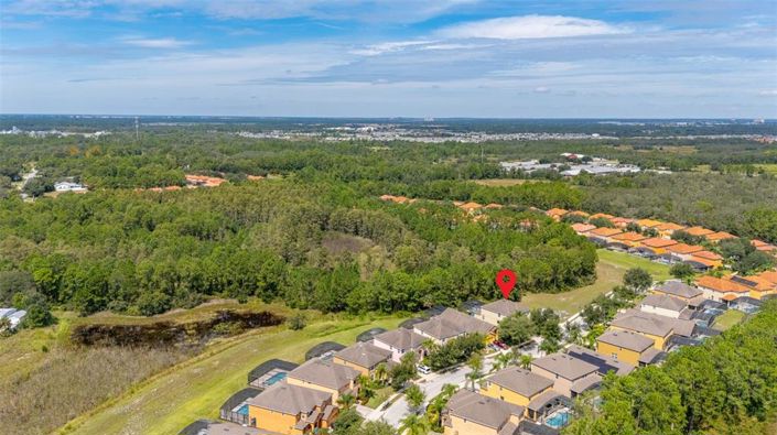 Image No.77-6 Bed Property for sale