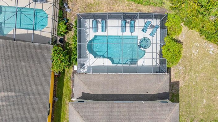 Image No.83-6 Bed Property for sale