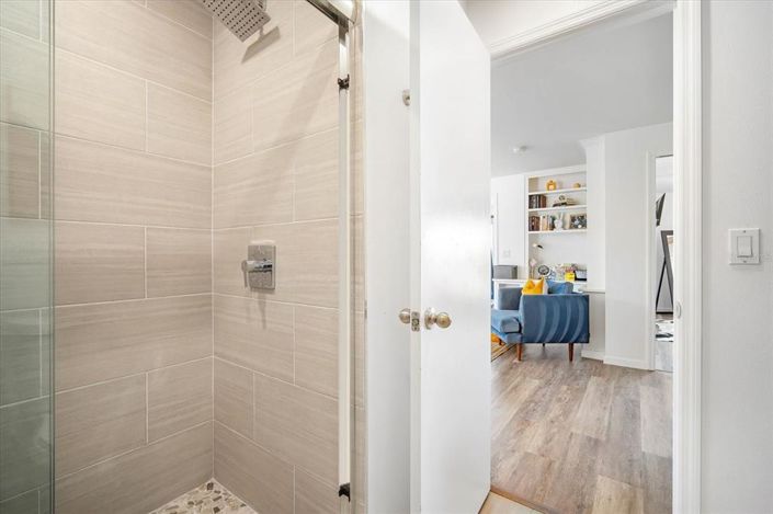 Image No.22-4 Bed Property for sale