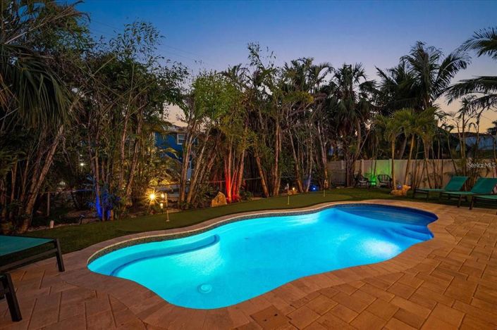 Image No.62-4 Bed Property for sale