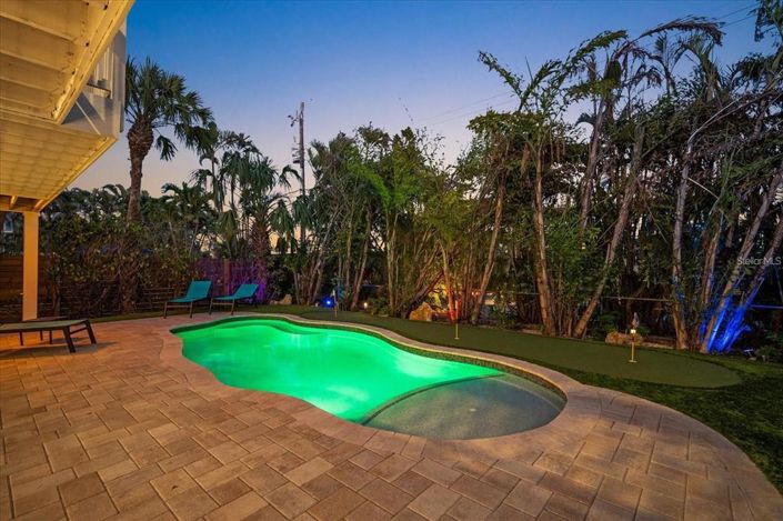 Image No.63-4 Bed Property for sale