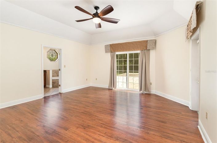 Image No.14-4 Bed Property for sale