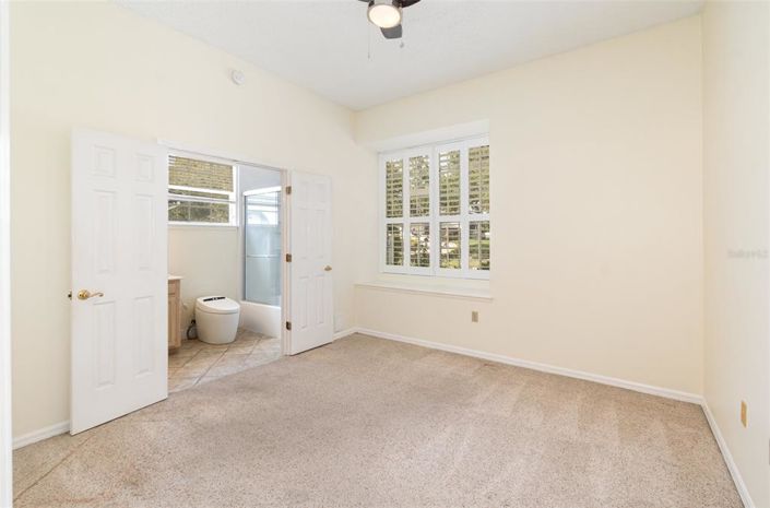 Image No.26-4 Bed Property for sale