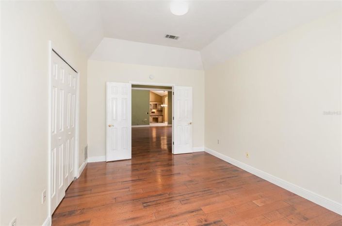 Image No.30-4 Bed Property for sale