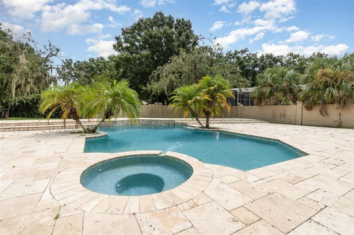 Image No.37-4 Bed Property for sale