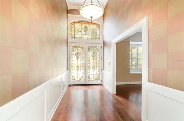 Image No.4-4 Bed Property for sale