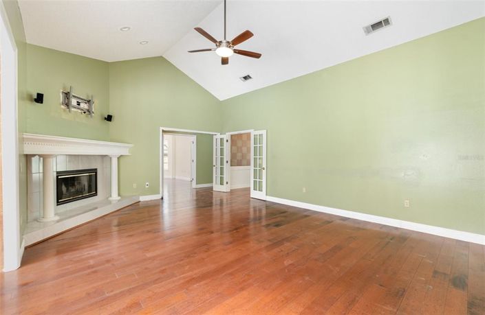 Image No.5-4 Bed Property for sale