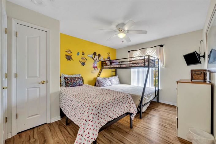 Image No.25-5 Bed Property for sale