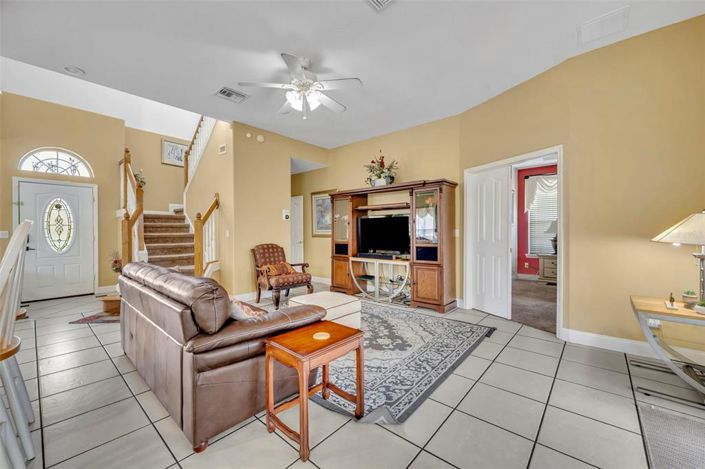 Image No.6-5 Bed Property for sale