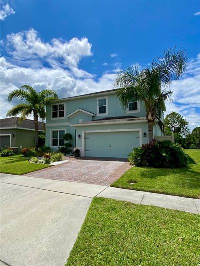 Image No.2-5 Bed Property for sale