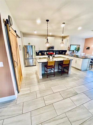 Image No.7-5 Bed Property for sale