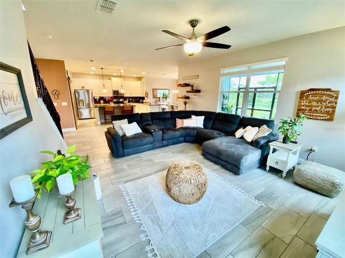 Image No.8-5 Bed Property for sale