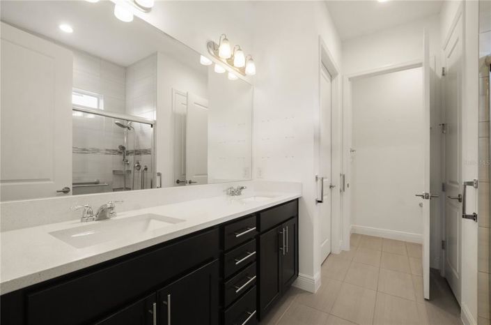 Image No.7-2 Bed Property for sale