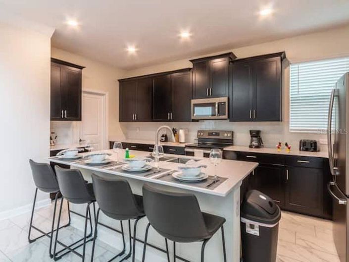 Image No.13-5 Bed Property for sale