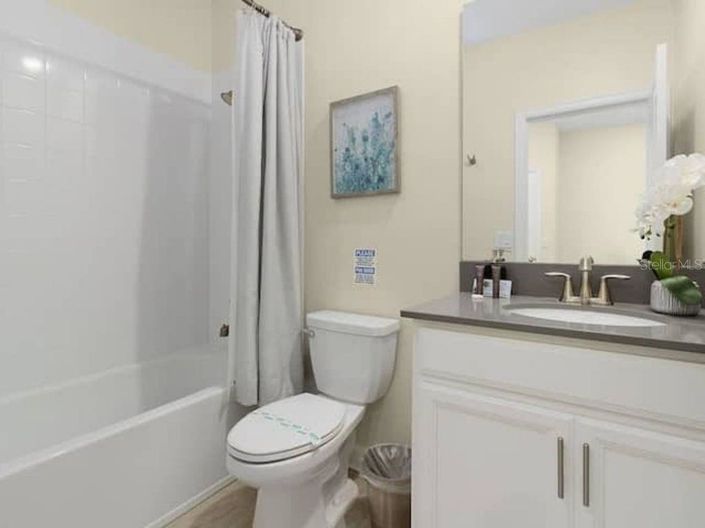 Image No.20-5 Bed Property for sale