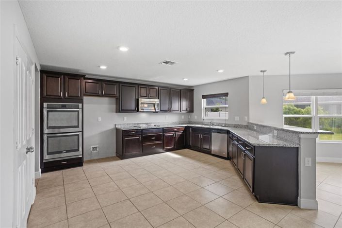 Image No.14-3 Bed Property for sale