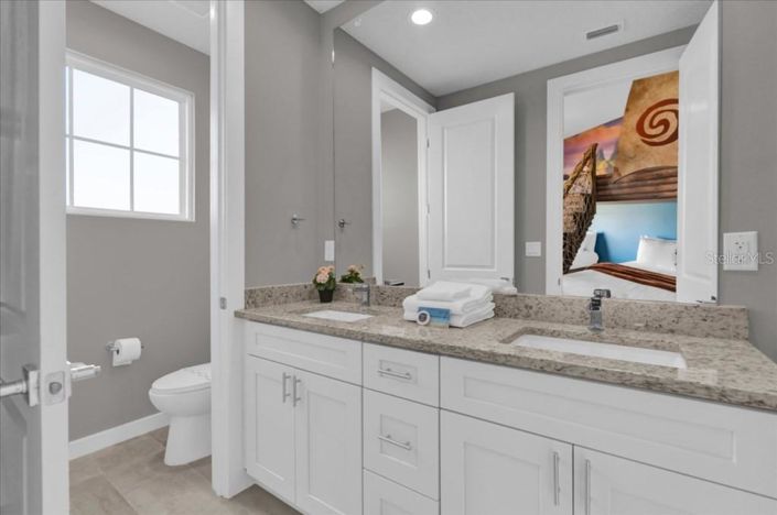 Image No.24-3 Bed Townhouse for sale