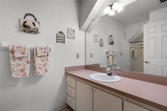 Image No.31-3 Bed Property for sale