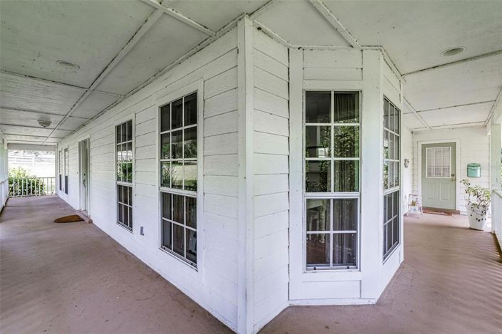 Image No.50-3 Bed Property for sale