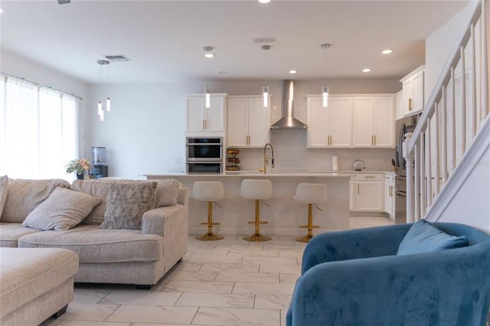 Image No.17-5 Bed Property for sale