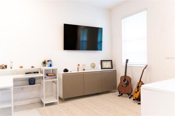 Image No.31-5 Bed Property for sale