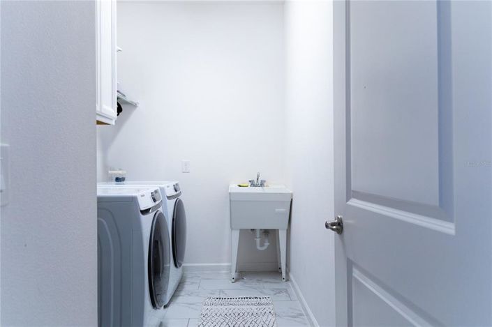 Image No.36-5 Bed Property for sale