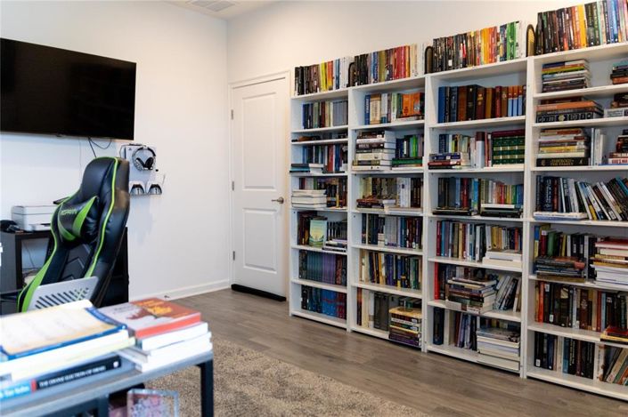 Image No.42-5 Bed Property for sale