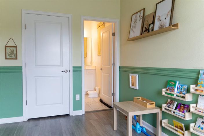 Image No.47-5 Bed Property for sale