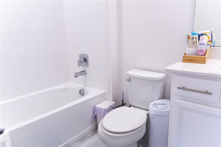 Image No.49-5 Bed Property for sale