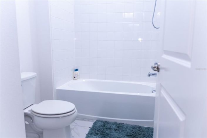 Image No.52-5 Bed Property for sale