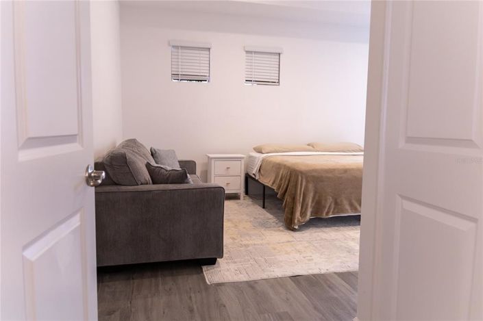 Image No.56-5 Bed Property for sale